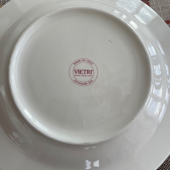 Vietri Christmas Old St Nick Santa Salad/Lunch/Childs Plate Retired Hand Crafted - Picture 4 of 4